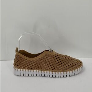 Ilse Jacobsen Tulip slip-on women flat sneaker shoe perforated tan women 39 9